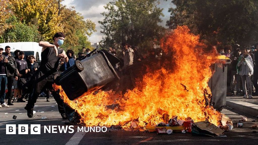 Semana de furia y fuego: las violentas protestas estudiantiles en Francia que han dejado más de 1.000 escuelas afectadas y cientos de detenidos