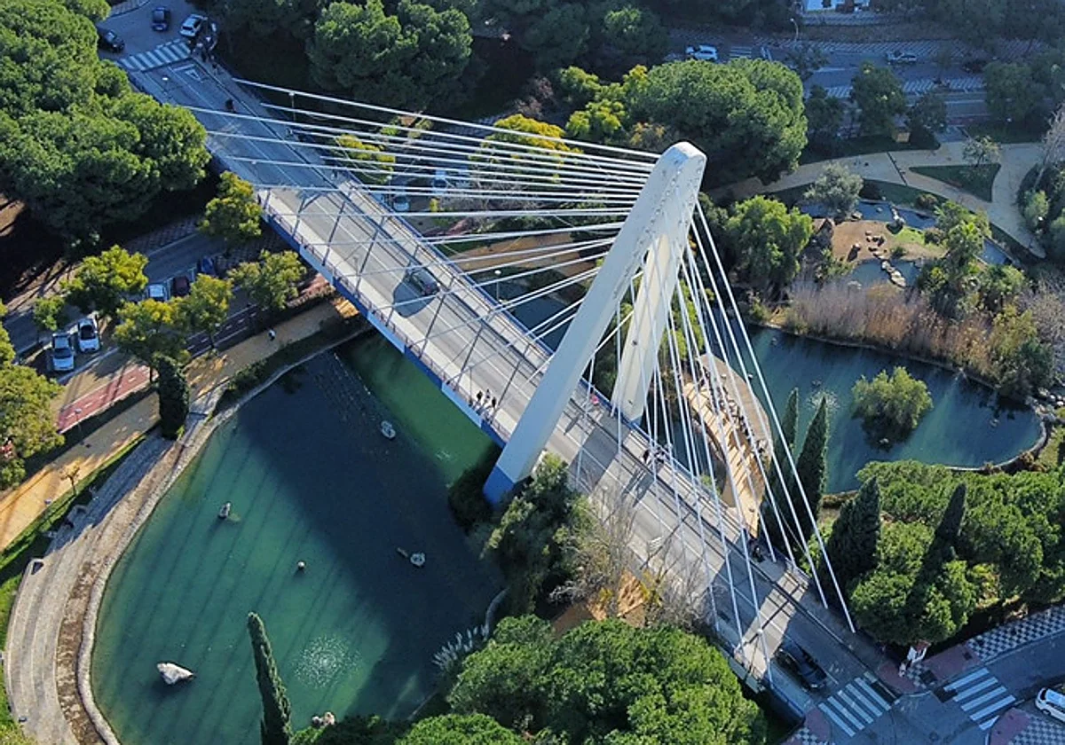 Marbella creará nuevas plazas de aparcamiento en la avenida Maíz Viñals y mejorará la seguridad en el puente Cristo del Amor