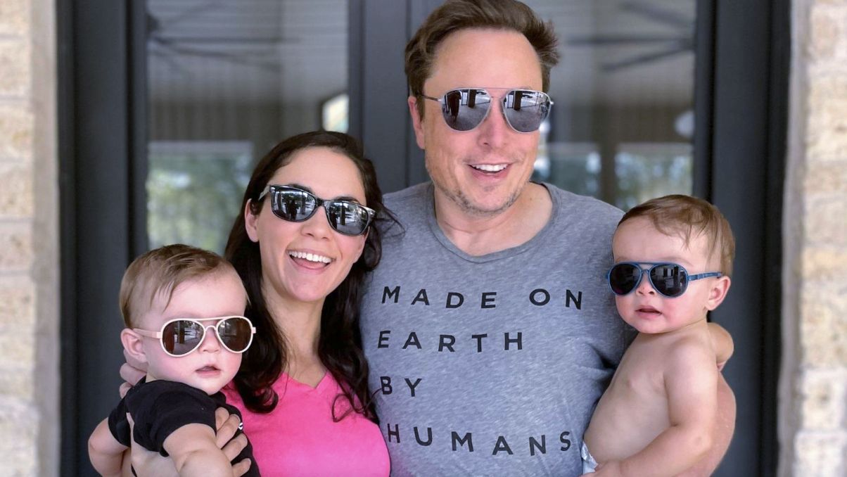Elon Musk rompe "sin previo aviso" con Shivon Zilis, madre de 4 de sus hijos: ella publica capturas de sus mensajes en X