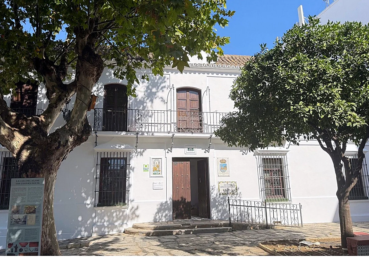 Estepona desempolva piezas históricas tras duplicar el espacio expositivo de su Museo Arqueológico