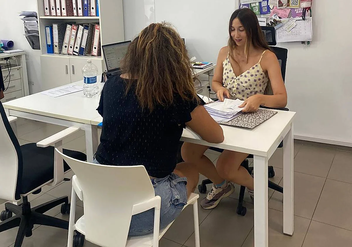 «Sin piso y sin papeles»: Kapaces reconstruye la vida de mujeres vulnerables
