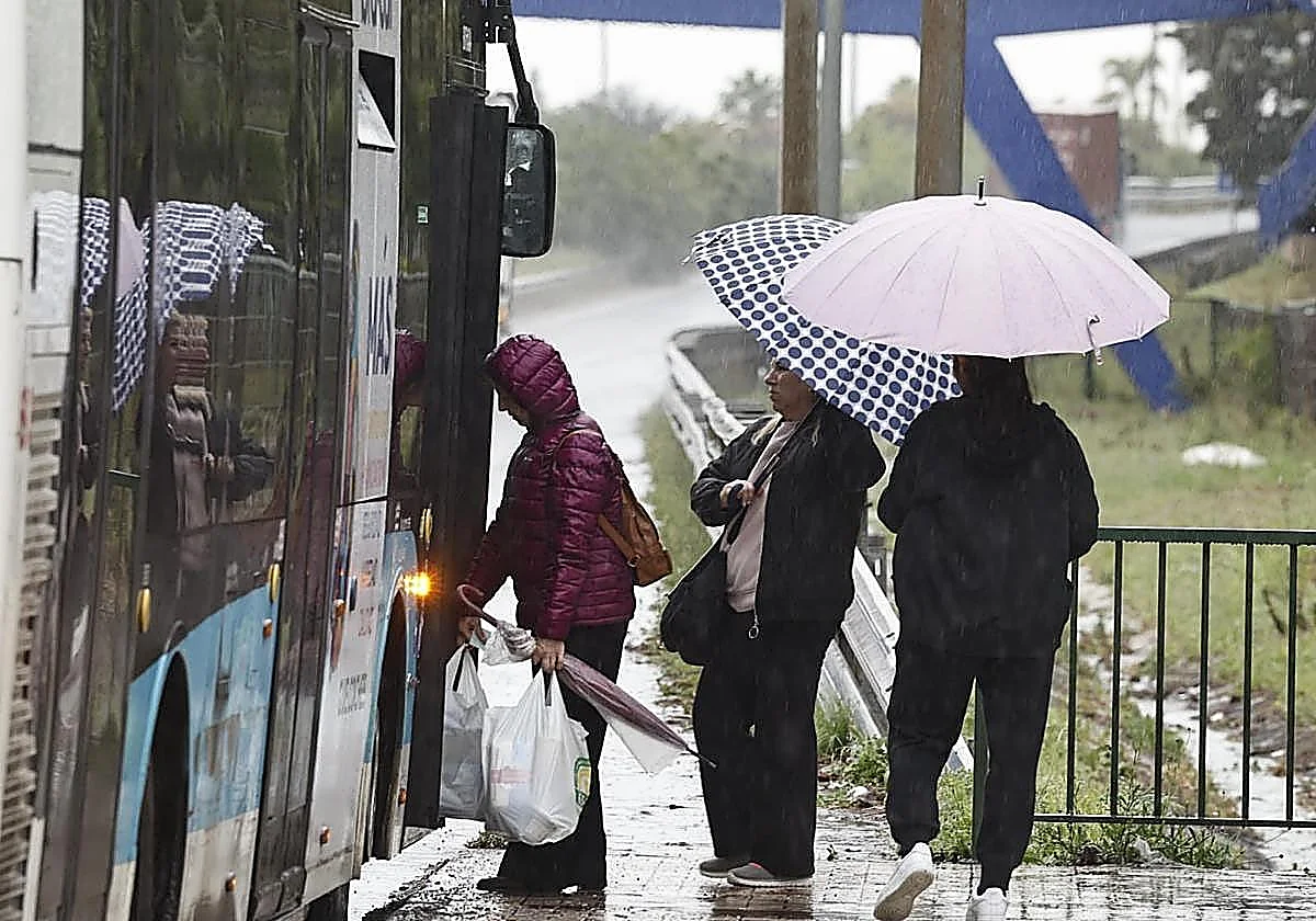 Alerta amarilla en Málaga por lluvias y tormentas este domingo
