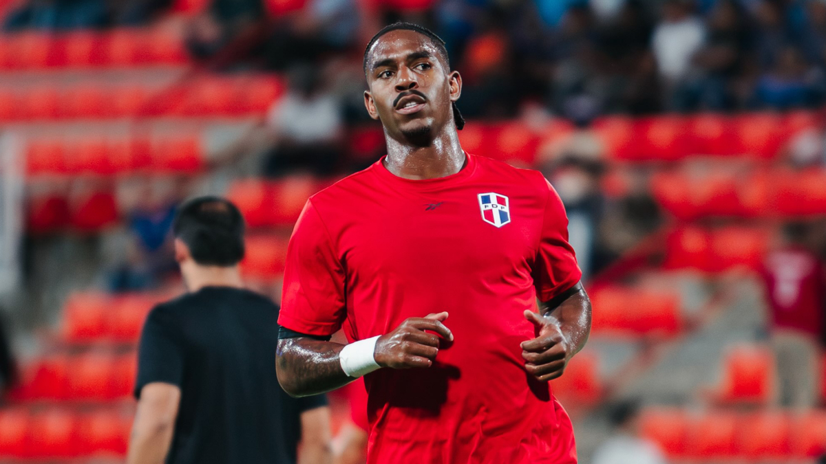 Junior regresa a Sevilla para ser examinado por los médicos del Betis