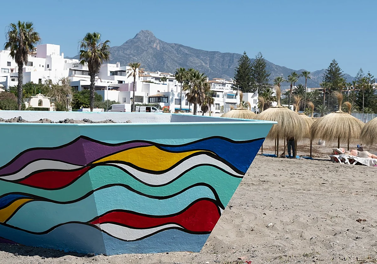 Marbella roza las 4.000 reservas de moragas durante la temporada de playas 2026