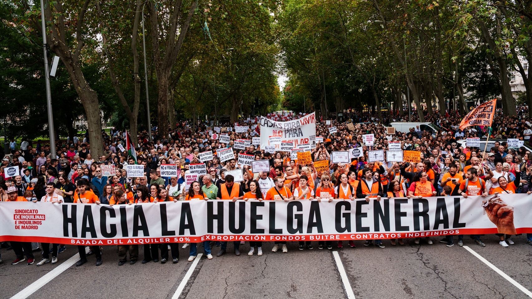 CCOO y UGT convocan la primera huelga general de la era Sánchez el día de su anticipo electoral por la vivienda