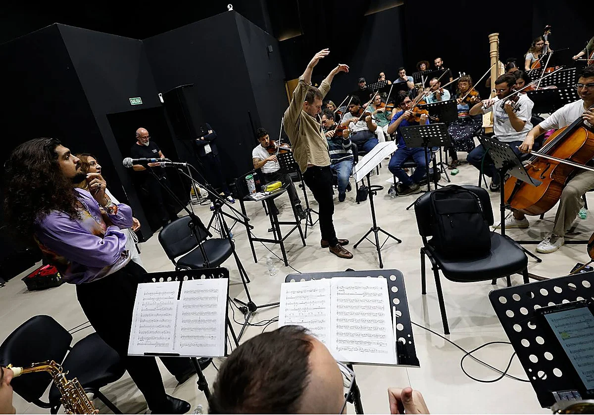 La «locura» de Moderna, la orquesta malagueña que hibrida jazz, música sinfónica y flamenco