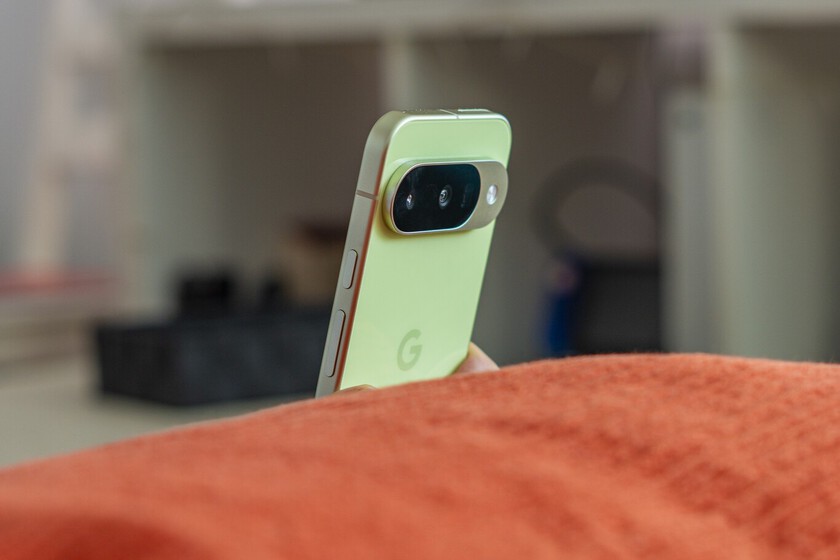Un móvil compacto de gama alta a precio de gama media: el Google Pixel 10 marca un nuevo precio mínimo hoy, día 5 de octubre