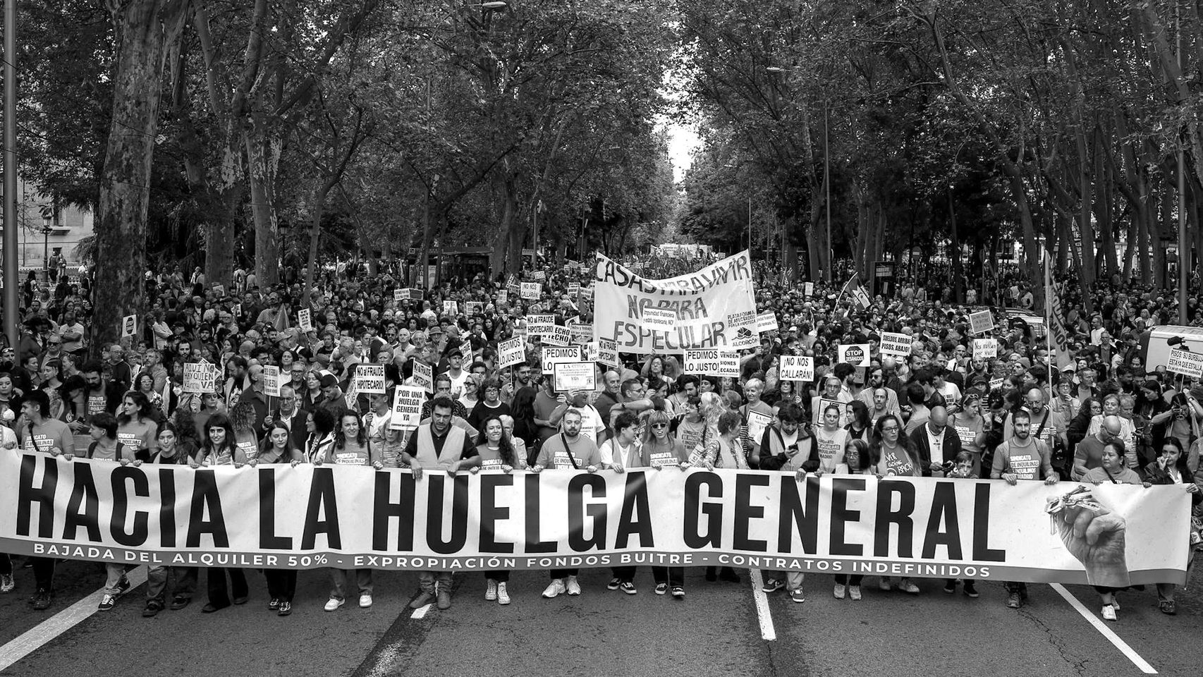 Sánchez lanza las urnas contra la clase media y los sindicatos se ofrecen como piquetes