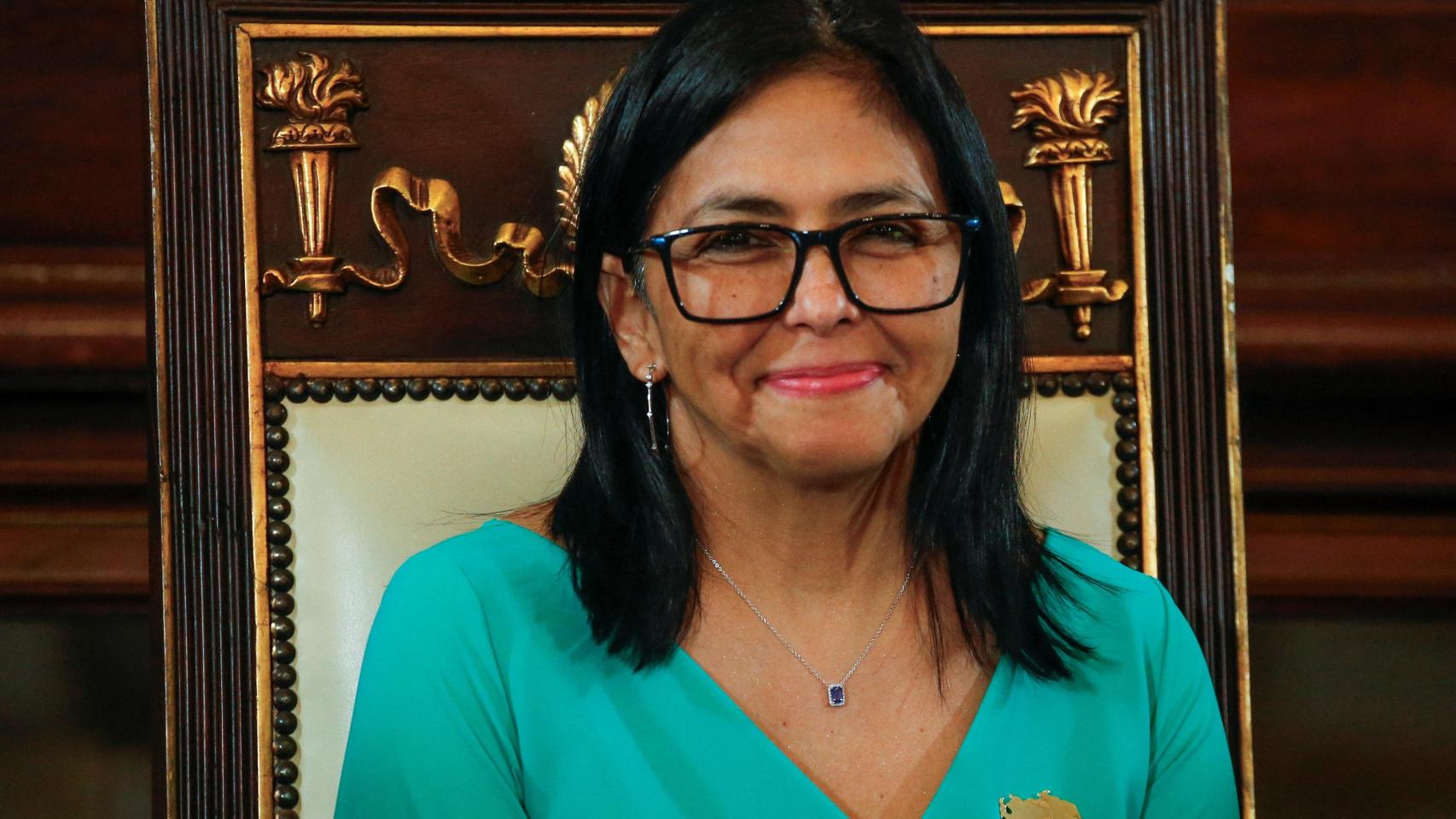 Delcy Rodríguez asume el cargo de presidenta interina de Venezuela: "Juro por Maduro y por Chávez"