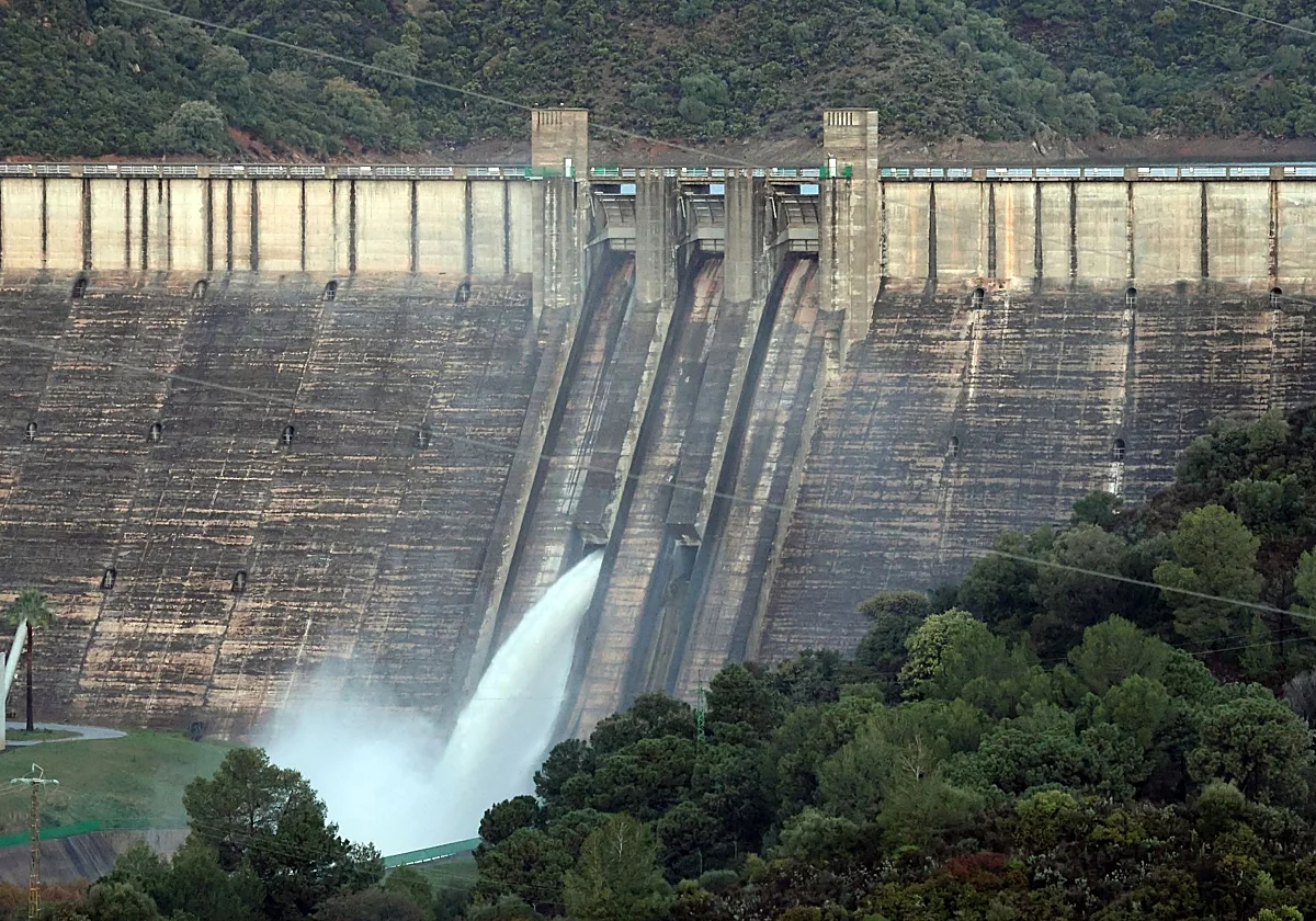 La borrasca 'Francis' deja atrás la sequía pero evidencia la falta de infraestructuras en Málaga
