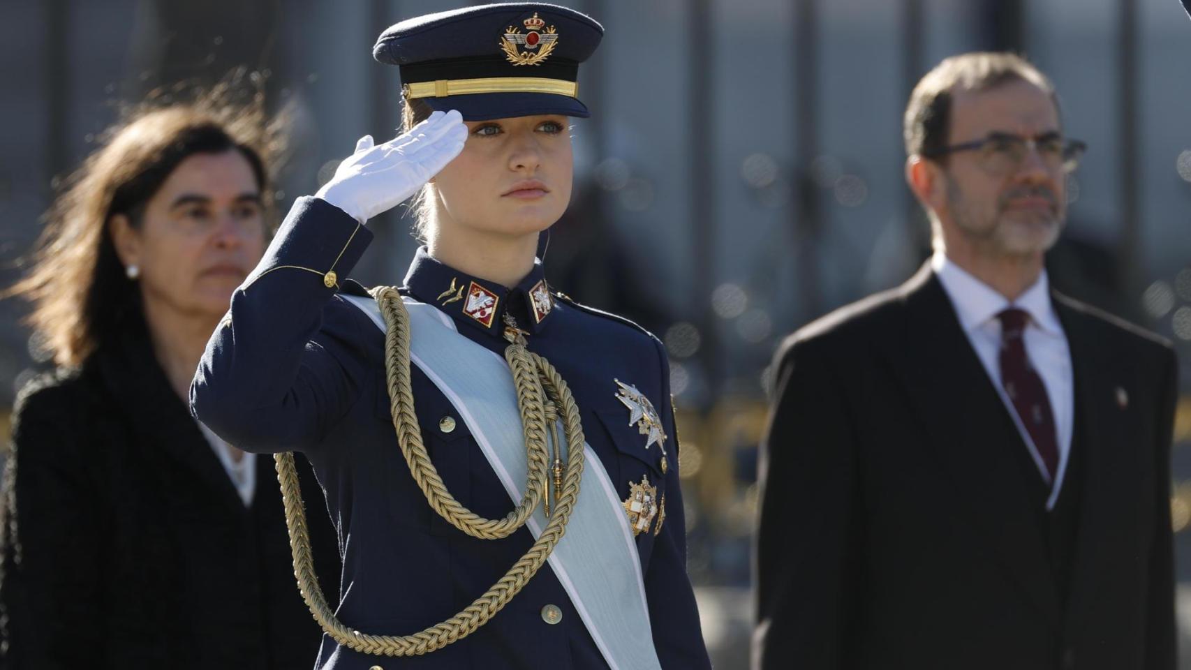 La princesa 'Top Gun' está de vuelta: Leonor homenajea al Ejército del Aire vestida con su uniforme en la Pascua Militar