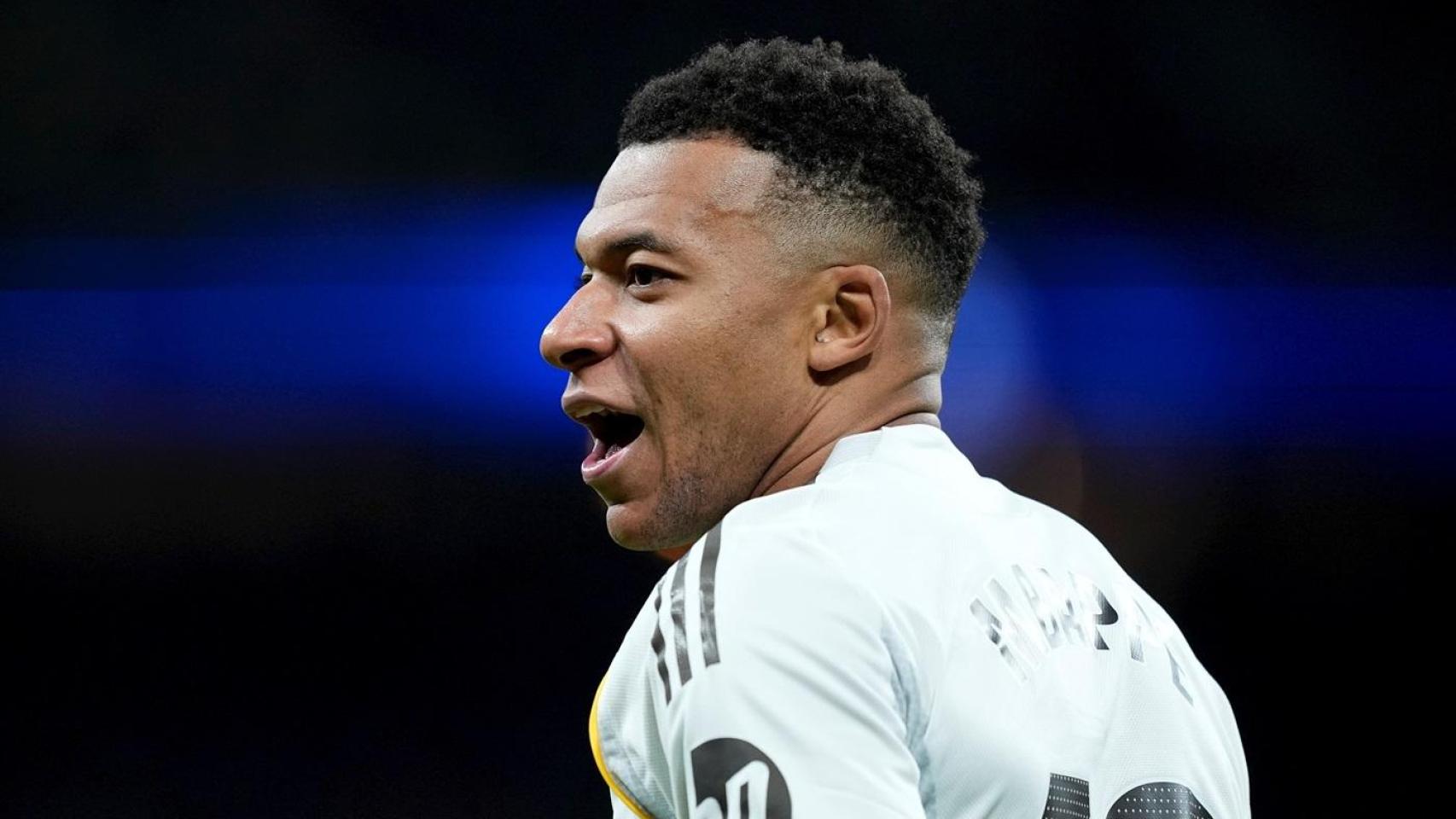 Mbappé no viaja a Arabia para la Supercopa: se queda fuera de la convocatoria del Real Madrid por lesión