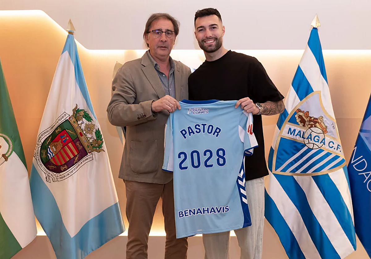 El Málaga renueva a Álex Pastor hasta 2028
