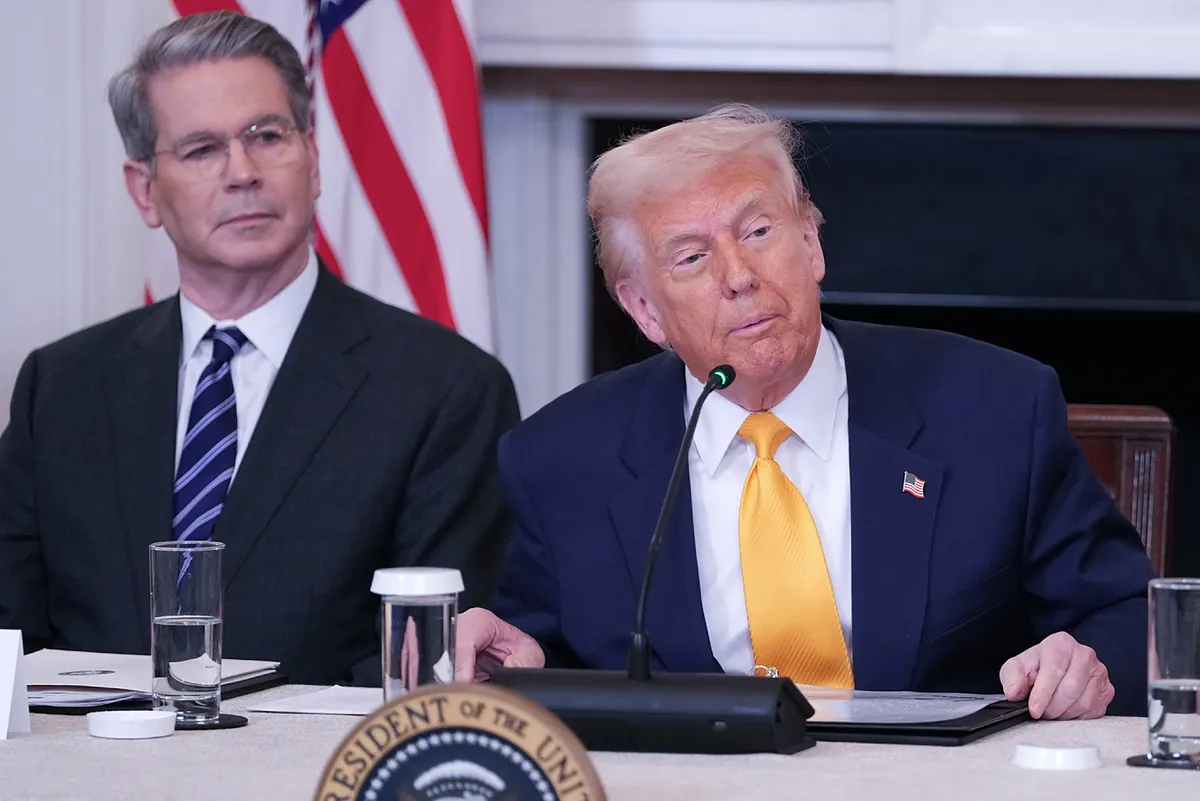 Ovación de las empresas a Trump: las multinacionales celebran el blindaje total de sus beneficios frente a la OCDE