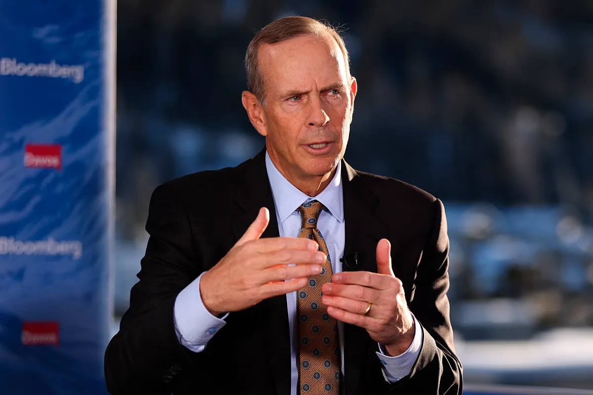 Chevron y Quantum ultiman una oferta por el negocio exterior de la rusa Lukoil