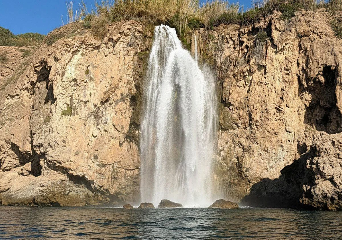 La Cascada Grande de Maro resurge con fuerza tras las últimas lluvias