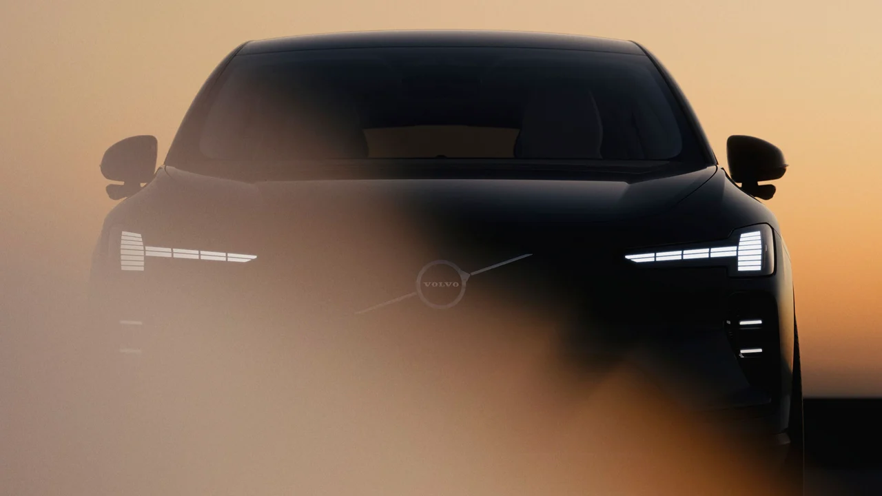 El nuevo Volvo EX60 entra en la guerra por la autonomía: 810 km y producción al estilo Tesla
