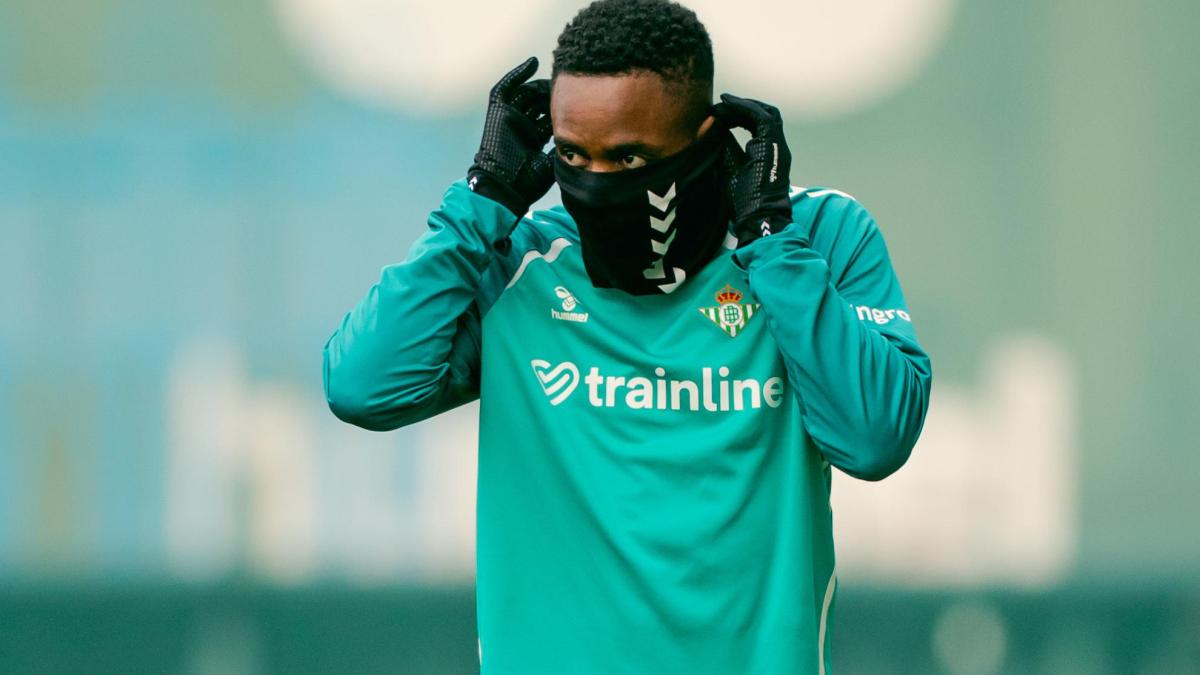 Bakambu regresa tras la Copa de África, pero no trabaja con el grupo