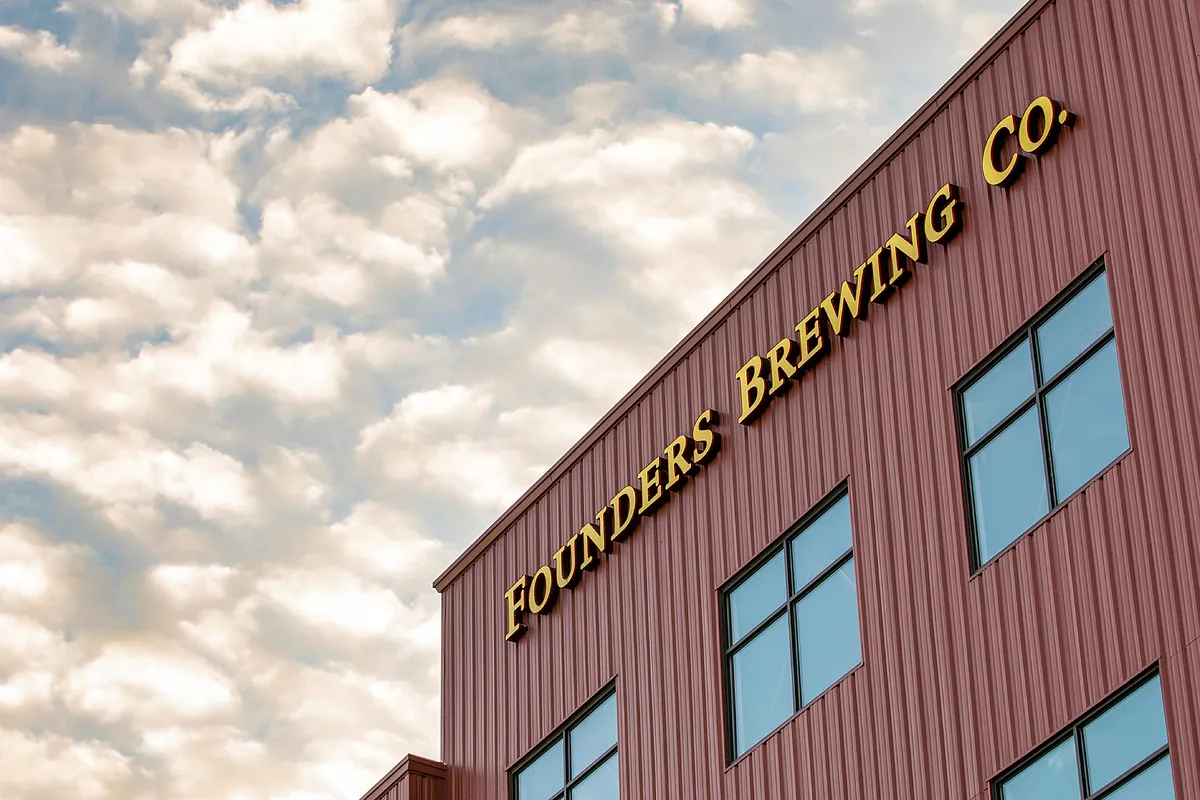 Mahou San Miguel lanza su primera cerveza sin alcohol en Estados Unidos