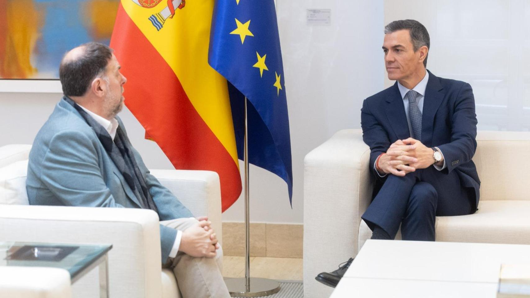 Sánchez prioriza su propia continuidad al pactar con ERC y pone en riesgo el futuro de sus candidatos autonómicos