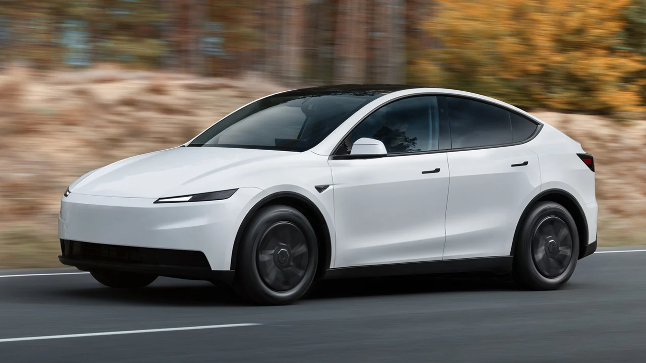 Tesla mejora el Model Y más barato, la nueva versión Standard Gran Autonomía llega a España