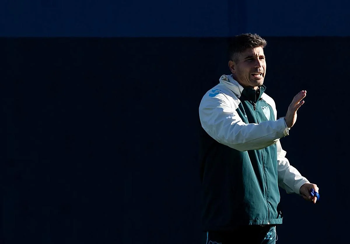 Funes: «Firmo que no fichemos a nadie en las próximas ventanas, pero aseguremos que no se vaya ninguno»