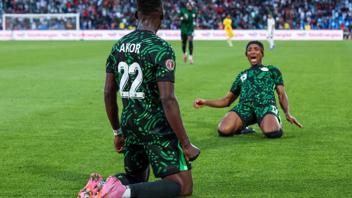 Almeyda seguirá esperando a Akor y Ejuke