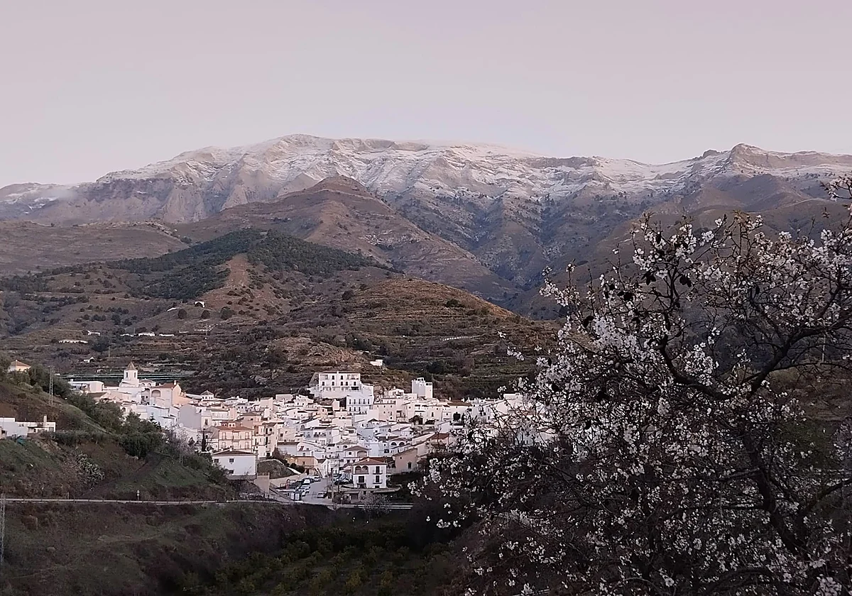 La Diputación invierte 14,9 millones en aparcamientos y polideportivos de 23 pueblos