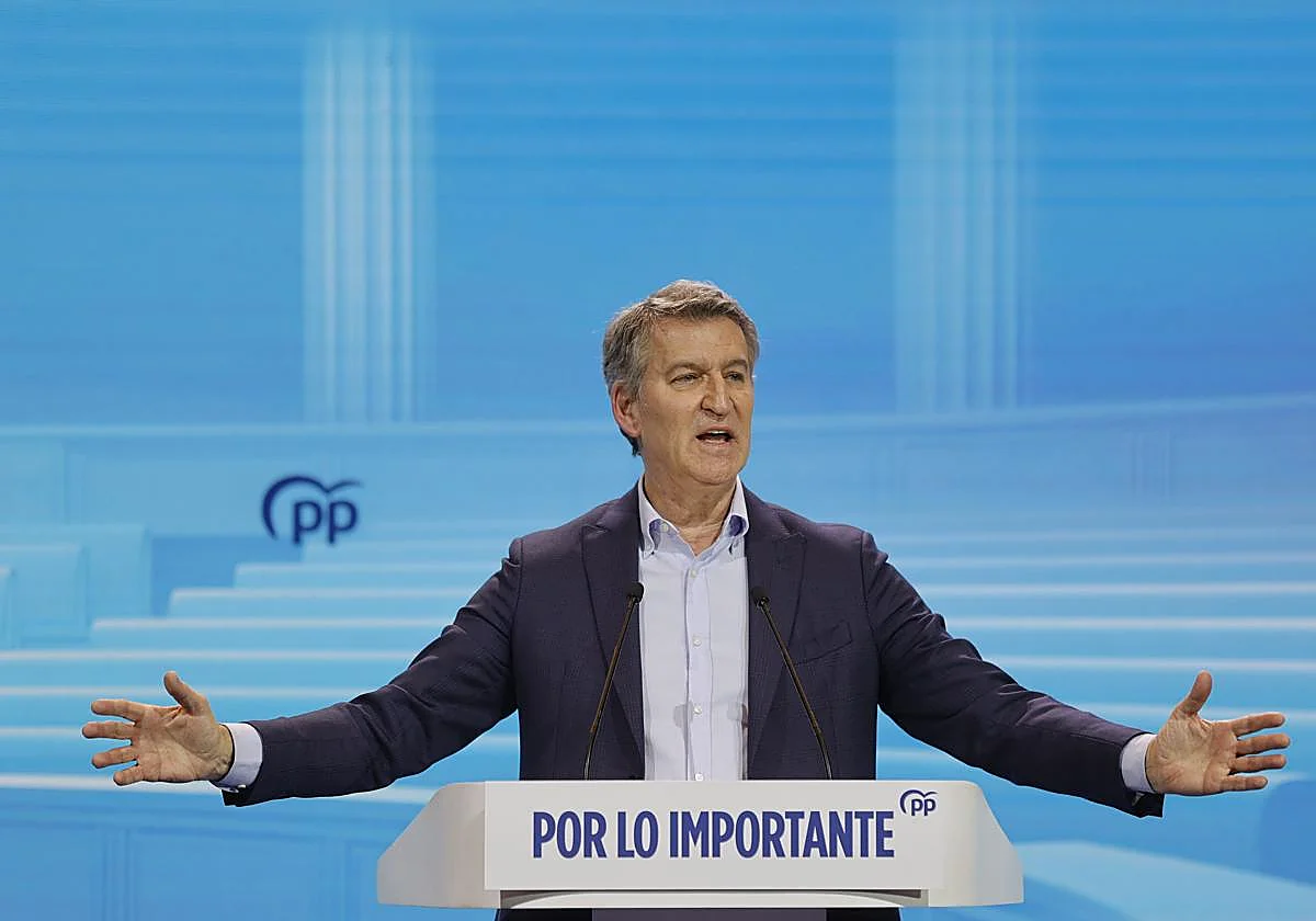 Feijóo estrechará el cerco sobre Sánchez con una reforma del suplicatorio para que no pueda «esquivar la justicia»