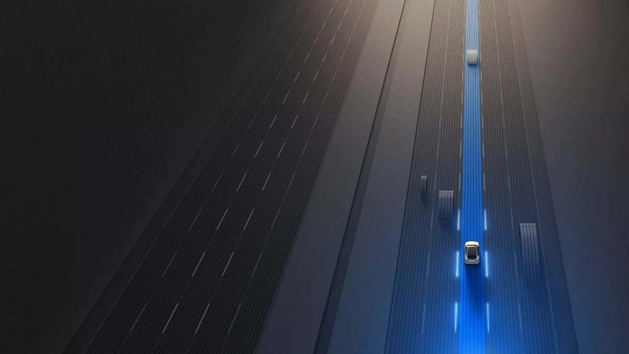 Ford promete conducción autónoma de nivel 3 en un coche eléctrico barato a partir de 2027