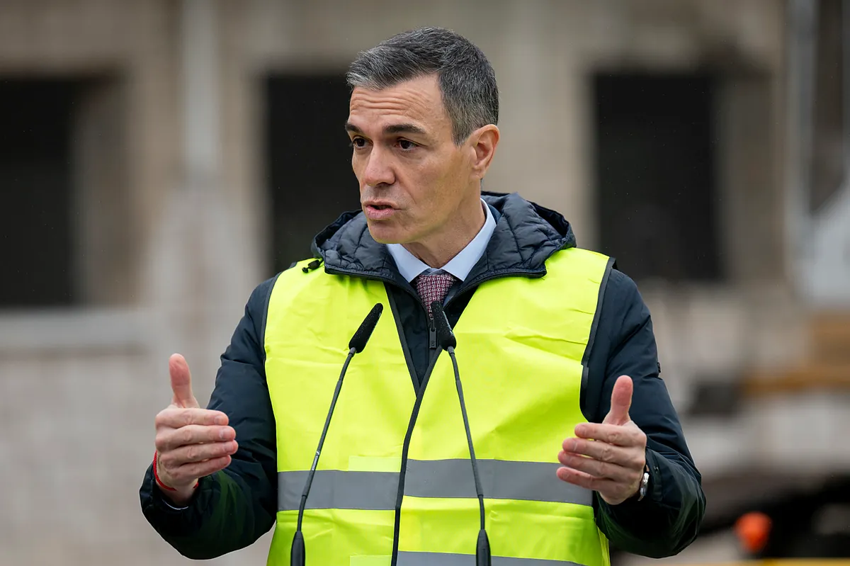 Sánchez anuncia incentivos a caseros y medidas contra el "abuso" en alquileres de temporada y de habitaciones