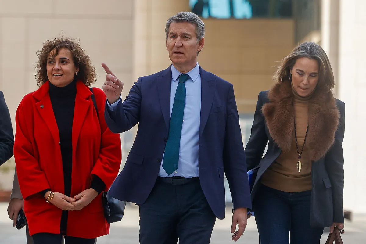 Feijóo exige poner fin a la "voracidad fiscal" en vivienda con rebajas en el IRPF, el IVA y el ITP