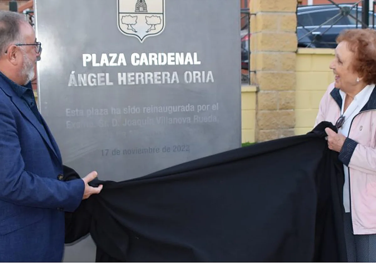 El alcalde de Alhaurín de la Torre negocia un centro universitario vinculado a CEU