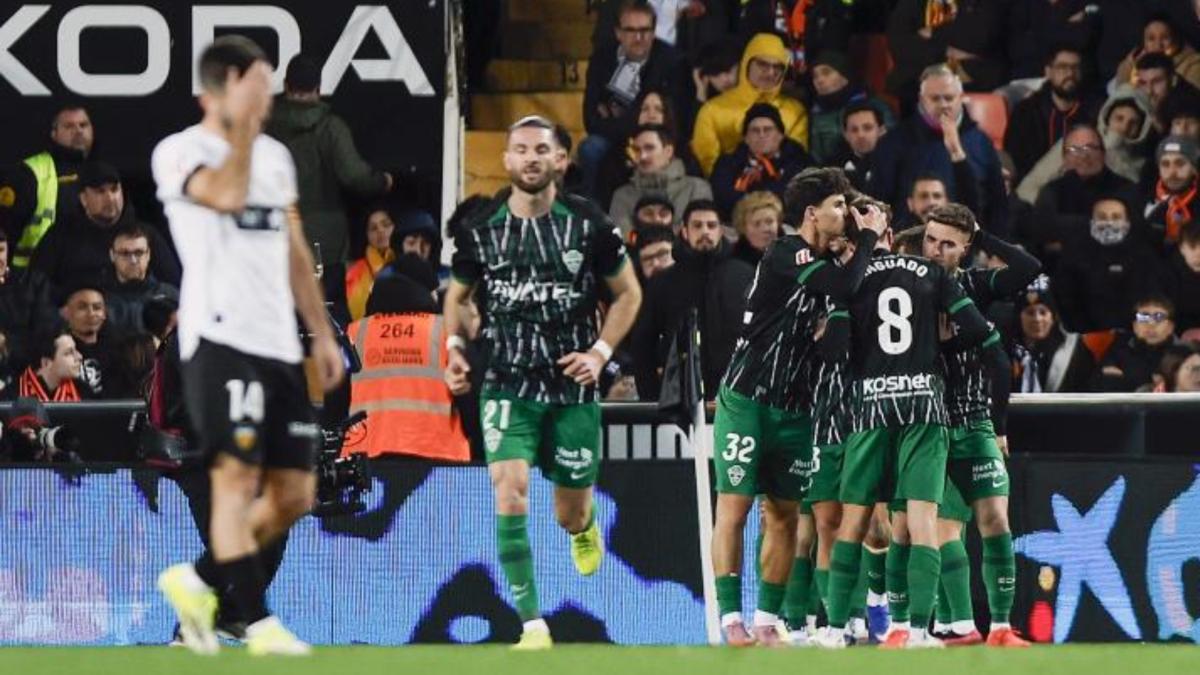 La cuesta arriba del Valencia: el golpe de 13 de 19 rivales que lo han bloqueado