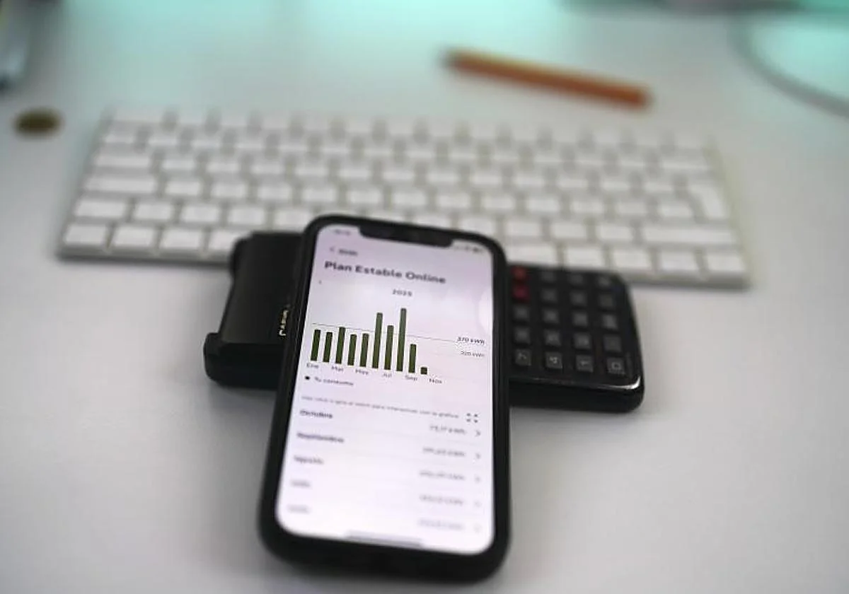 Cómo saber si pagas más de luz que en otras compañías solo con echar un vistazo a la factura