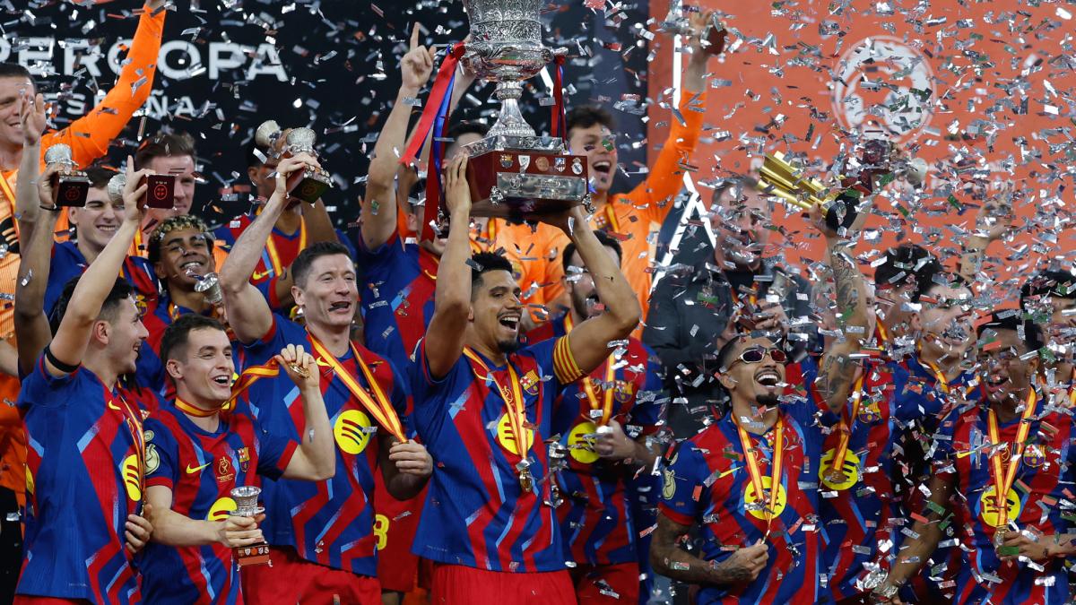 Araujo vuelve con fuerza: "Cuidar la mente y el corazón no es rendirse"