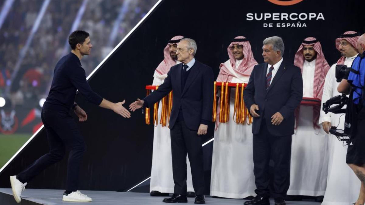 "Un fracaso de Florentino y un descrédito para Xabi"