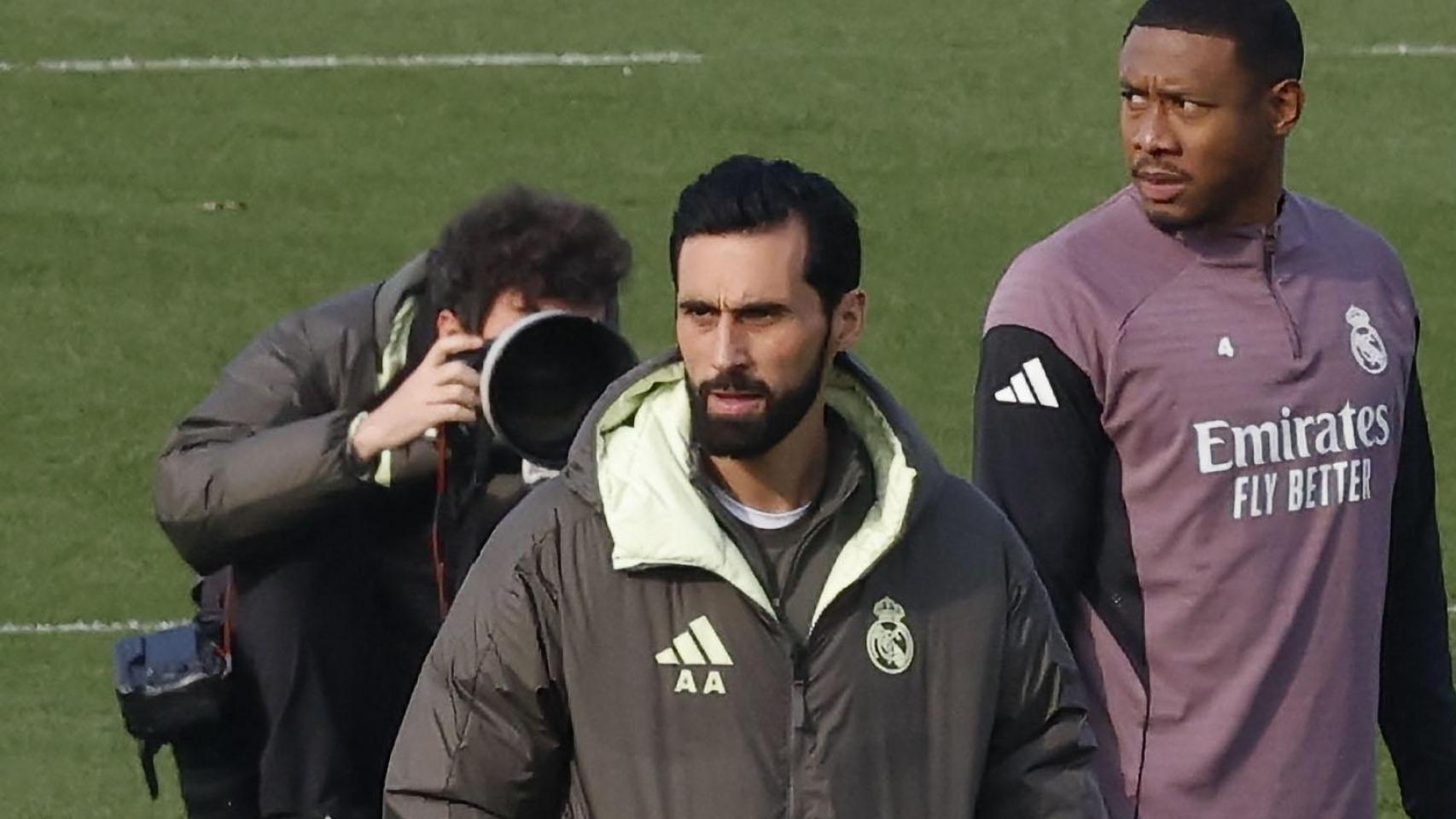 El primer entrenamiento de Arbeloa en el Real Madrid: sin Mbappé, con cinco canteranos y Pintus al frente