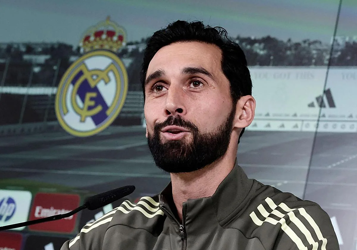 Arbeloa marca territorio: «Si quisiera ser Mourinho, fracasaría estrepitosamente»
