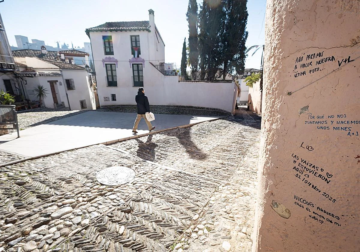 Granada city hall tackles the graffiti in its historic Albaicín district