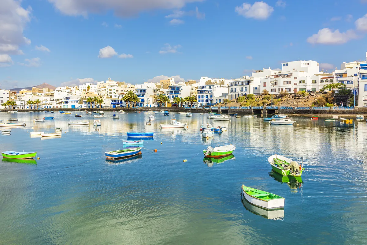 España propone a la UE limitar en Canarias la compra de viviendas que no sean para vivir