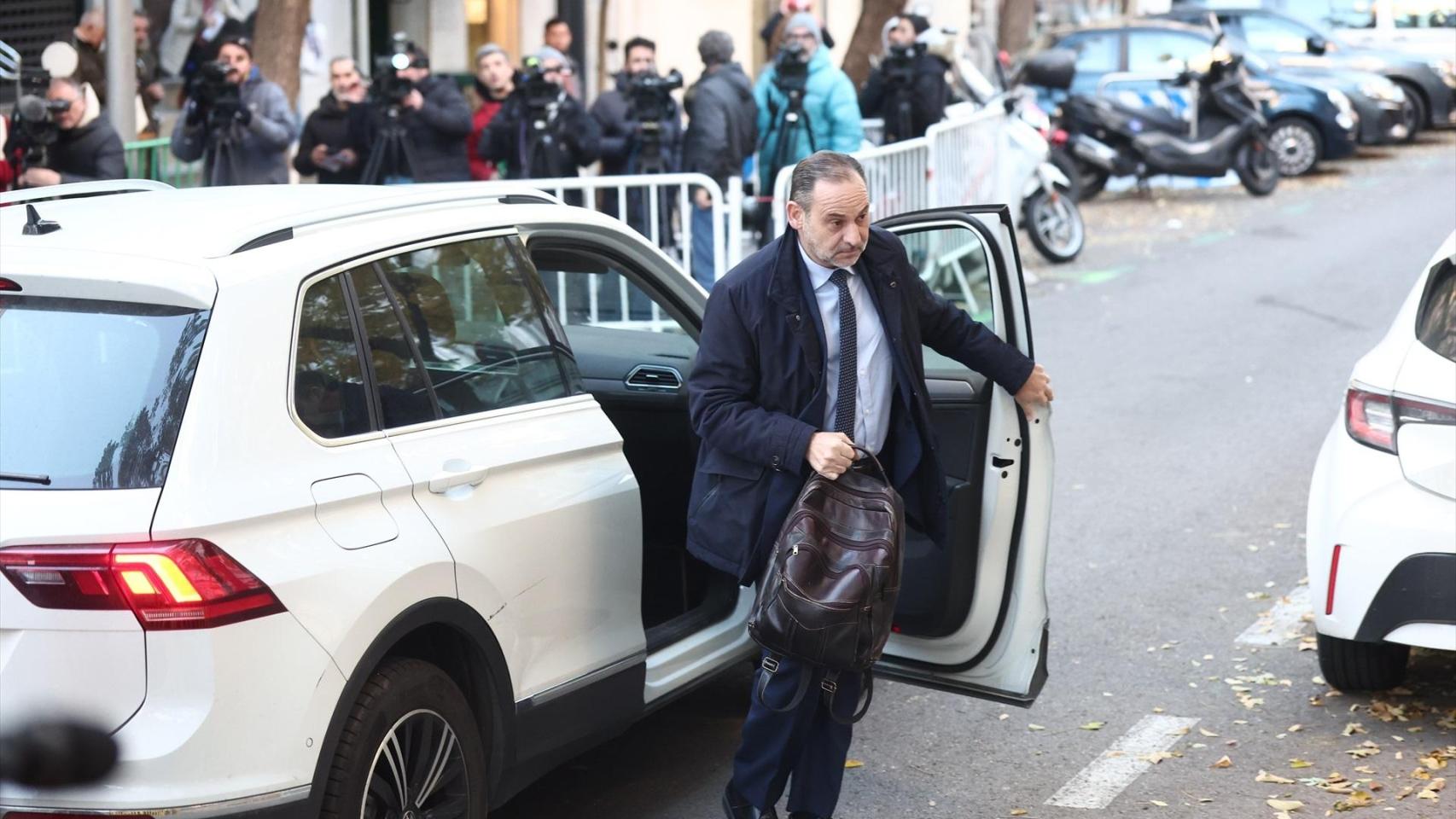 El TS pone en marcha el juicio a Ábalos, que tendrá 7 jueces tras sumar al exfiscal general Melgar y al progresista Hernández