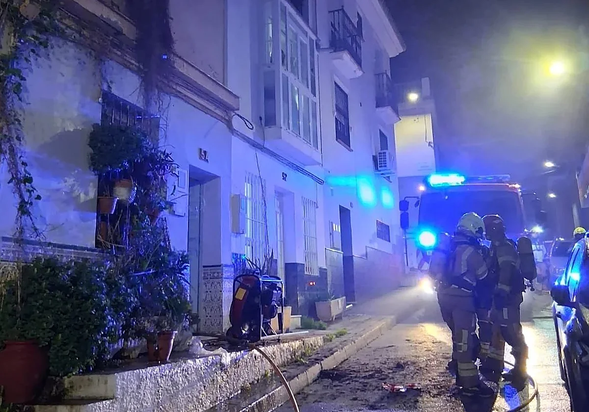 Muere un hombre de 75 años en un incendio en su casa de madrugada en Málaga