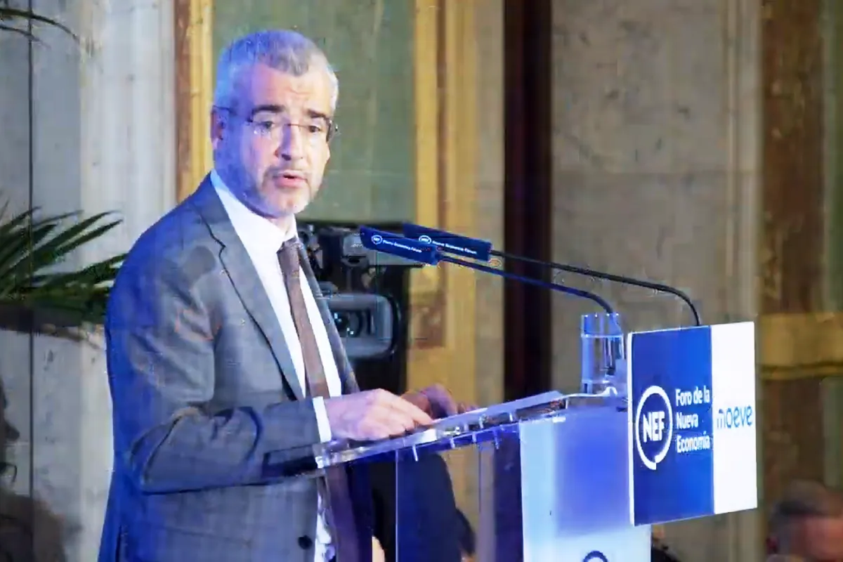 Lucena: "Aena se siente perjudicada por la subida de los billetes de las aerolíneas"