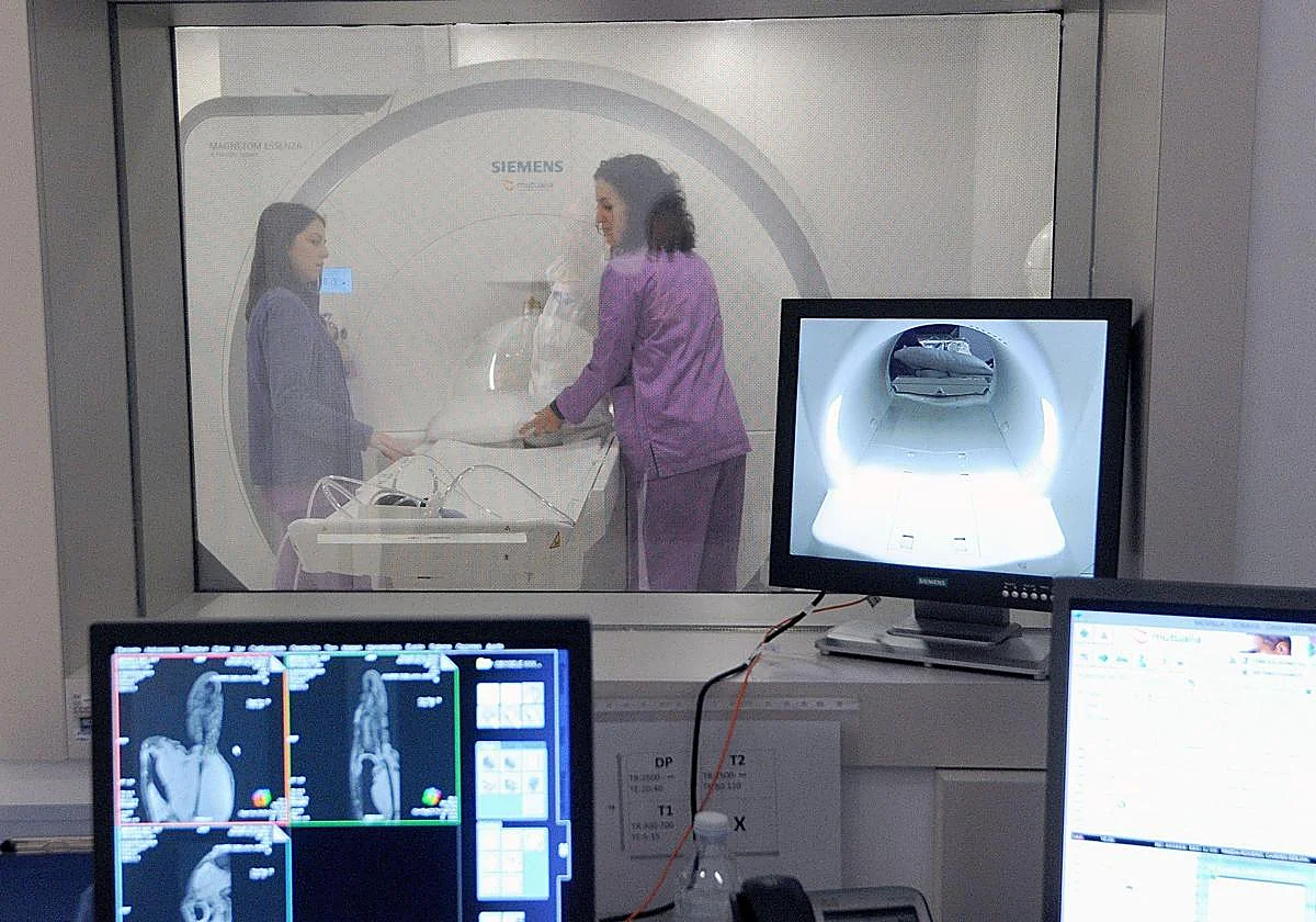 La Justicia reconoce el codo de tenista como enfermedad profesional pese a las observaciones «fuera de lugar» de la empresa