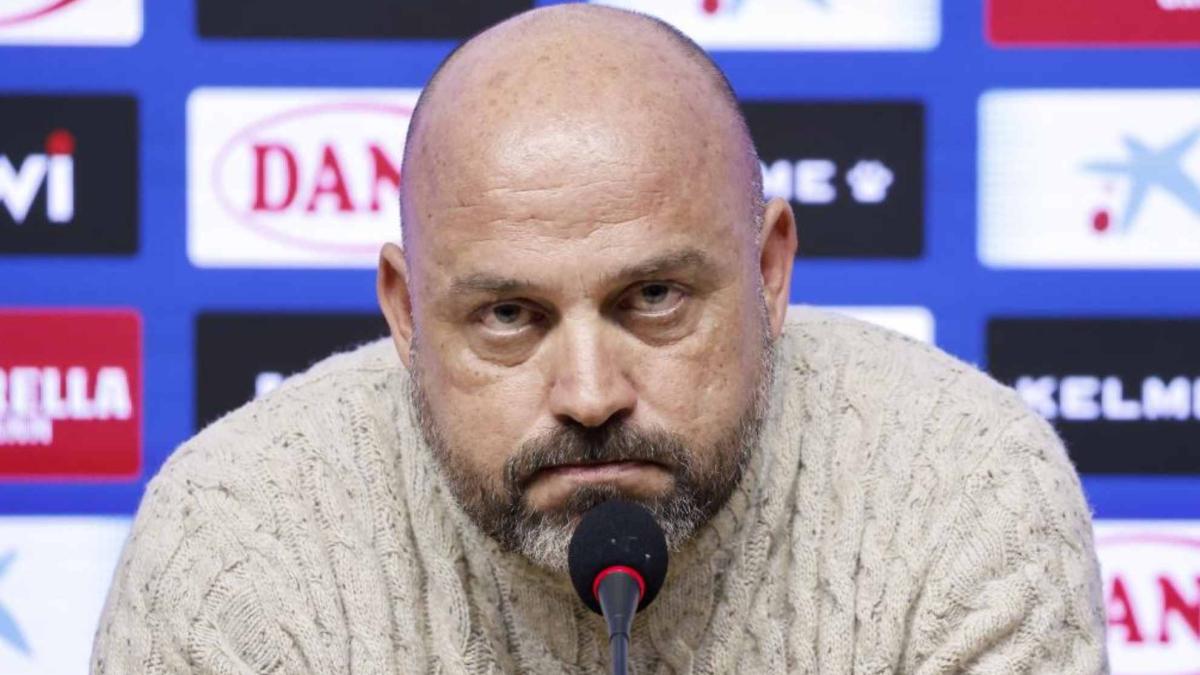 Manolo González: "La prioridad es un extremo o un delantero"