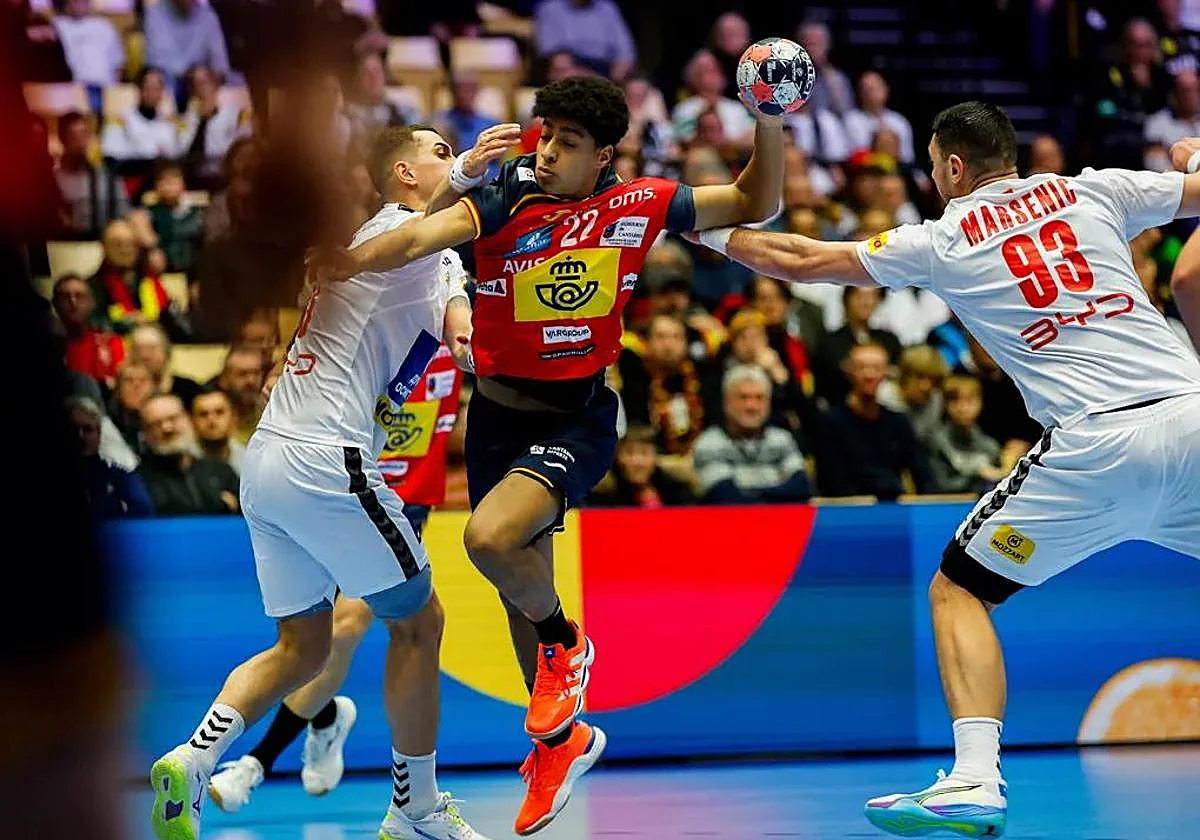 Los Hispanos se dan ante Serbia la primera alegría en el Europeo
