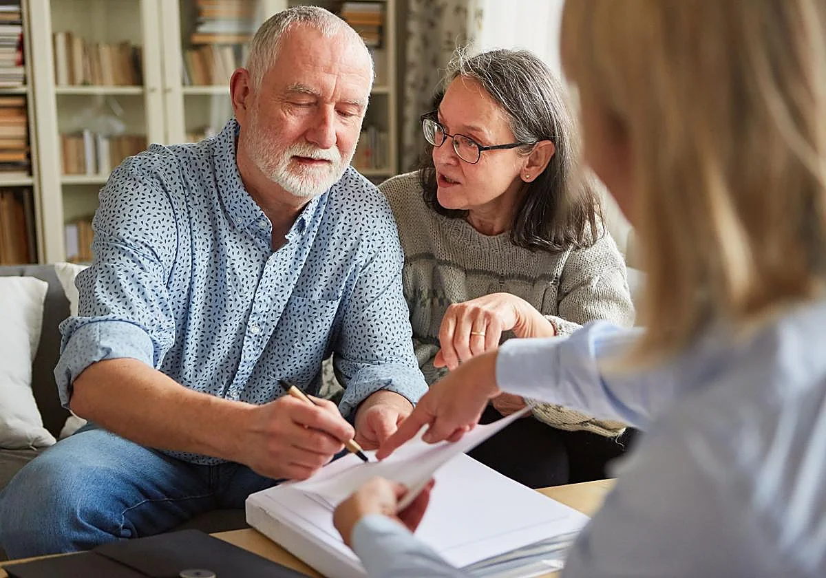 ¿Puedes ir a cobrar la pensión por mí? ¿Y votar en la junta de vecinos?