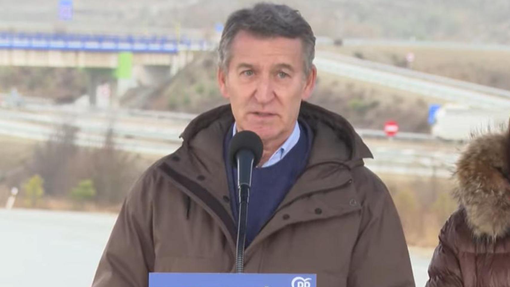 Feijóo exige a Sánchez que retire la financiación pactada con ERC: "Lo que hace es comprar más meses en La Moncloa"