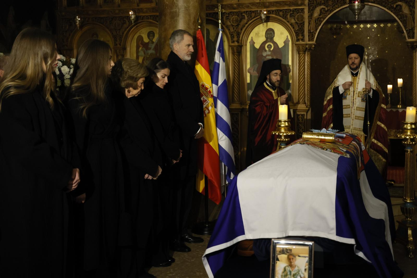 La Familia Real despide a Irene de Grecia en Madrid